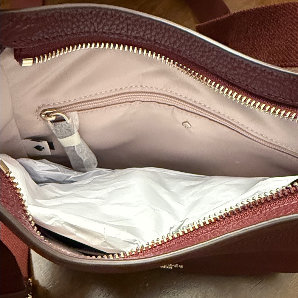 Kate Spade burgundy purse ❤️SALE❤️ - Picture 8 of 10